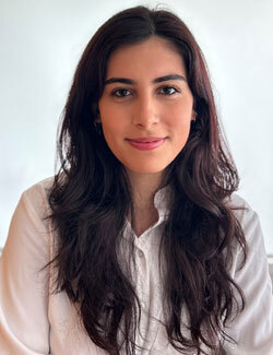Sophia Akbari